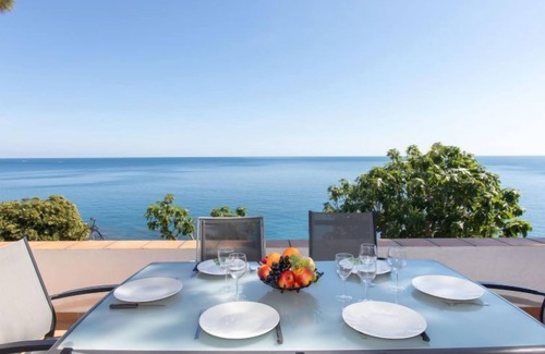 Llanca House | El Paraiso by Interhome