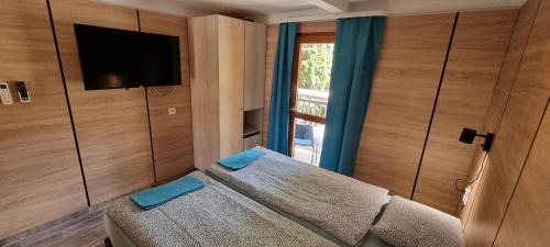 Sturovo Apartment | EL PASO chata C1 - C8 v areáli kúpaliska