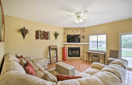 El Paso House | El Paso Retreat with Pool 11 Mi to Downtown!