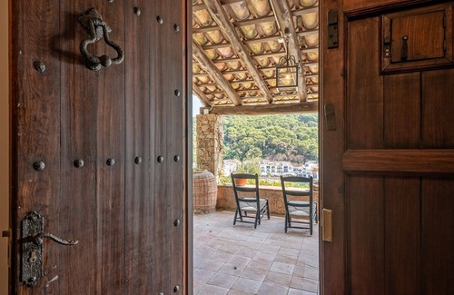 Tamariu Villa | El Portió, tu casa de ensueño junto a la playa.*