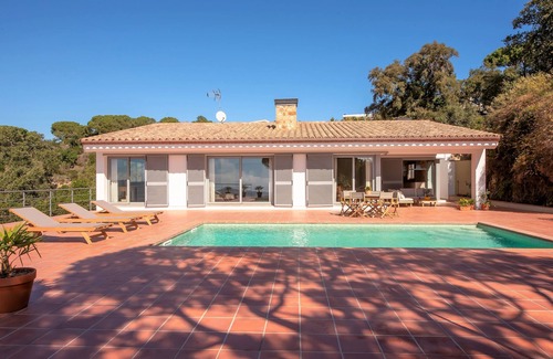 Castell-Platja d'Aro Villa | El Refugi - Villa with pool on the Costa Brava
