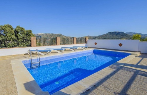 Colmenar Villa | El Romo Colmenar by Ruralidays