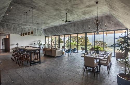 Udumbanchola Villa | Elakai