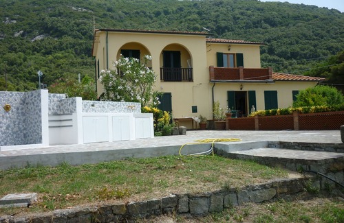 Zanca Villa | Elba island. Panoramic house at the Zanca, 3 bedrooms, 8 pax. large outdoor area