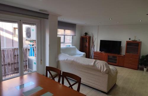 Elche Apartment | Elche Stay 2, Amplio con garaje, 3 Dorms, 1 Baño