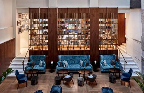 Plaka Hotel | Electra Metropolis