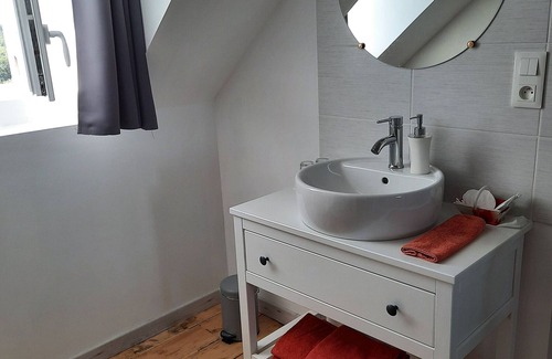 Le Blanc Bed & Breakfast | Elegance and comfort in the heart of Brenne with parking
