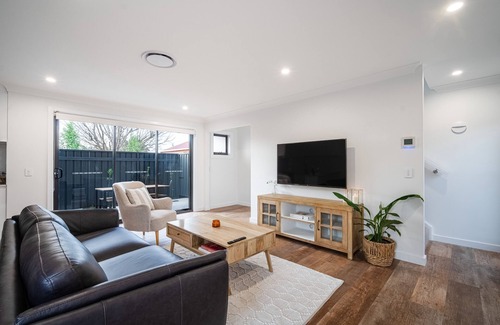 Wagga Wagga House | Elegance and Style