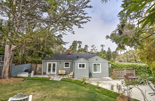 Northeast Carmel House | Elegance & Serenity and A Short Walk To Town