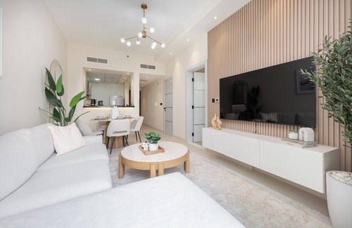 Jumeirah Village Triangle Apartment | Elegant 1-Bedroom Apartment in Jumeirah Village Triangle with Balcony Bliss