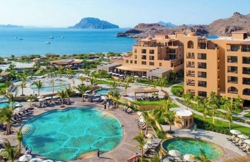 Loreto Apartment | Elegant 1BD in Beachfront Resort & SPA: Comfort, Golf, Views & Relax