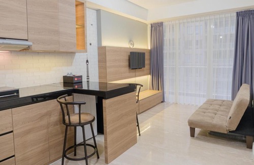 Arjuna Apartment | Elegant 1BR at Landmark Residence near 23Paskal By Travelio