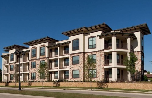 Las Colinas Condo | Elegant 1BR Condo at AMLI at Escena w Pool