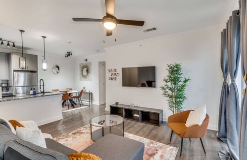 McNeil Apartment | Elegant 1BR w/resort style pool near The Domain