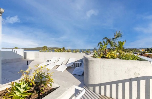 Batemans Bay Apartment | Elegant 2-Bed Apartment with Incredible Bay Views
