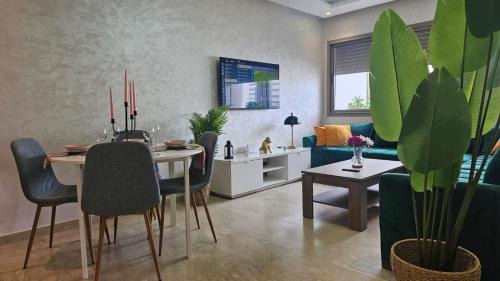 Casablanca Apartment | Elegant 2BR, 2BA Apartment with Furnished Terrace & Private Balcony, Ideal Stay in Maârif