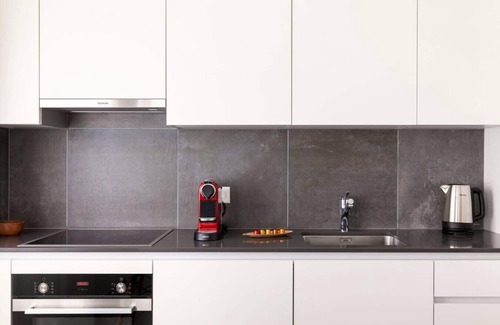 Lugano Apartment | Elegant 3.5-room air-conditioned apartment with free parking space