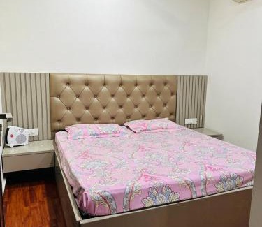 Pitampura Apartment | Elegant 3BHK In North Delhi