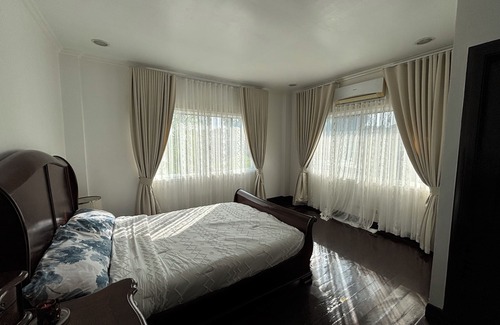 Talisay Bed & Breakfast | Elegant 3BR Private Home in Vista Grande