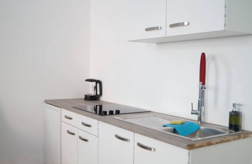 Landstrasse Apartment | Elegant 4-Apt Collection Perfect Extended Stays