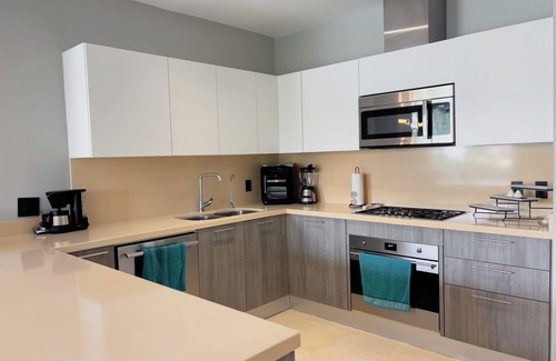 Playa Blanca Apartment | Elegant 4 BR Ground Floor unit at Puntarena