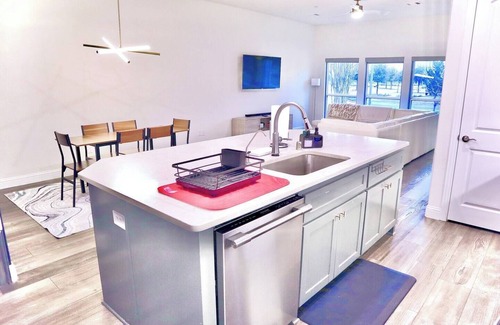 Farmers Branch House | Elegant 4BR Home in the Heart of Farmers Branch