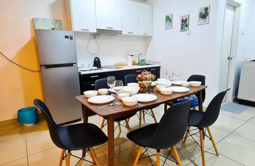 Taman Hock Ann Apartment | Elegant 5STAR Resort Suite Mid Valley KL Sunway by Stayz Suites with Shopping Complex