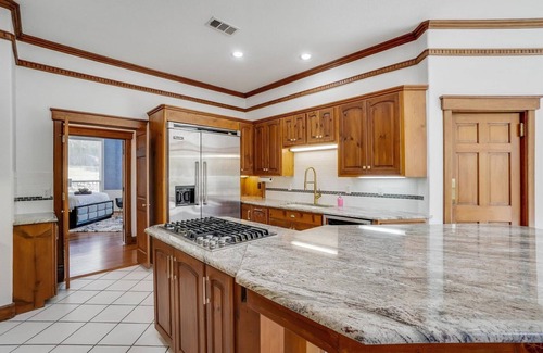 Garland House | Elegant 6BR Mansion on 22 Acres w/Pool & Creek