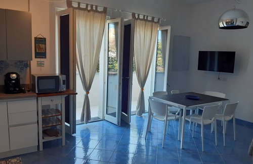 Procida Apartment | Elegant and comfortable apartment with terrace and swimming pool