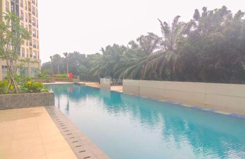 Depok Apartment | Elegant and Comfy 2BR at Transpark Cibubur Apartment By Travelio