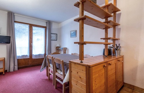 Le Cret Apartment | Elegant and quiet studio in Val-d'Isère, near the center, no WIFI or parking