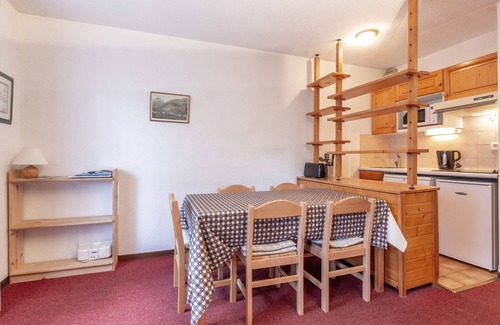Le Cret Apartment | Elegant and quiet studio in Val-d'Isère, near the center, no WIFI or parking
