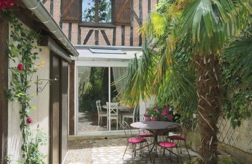 Tours Apartment | Elegant and spacious T2 #Tours #Halles #Courprivée