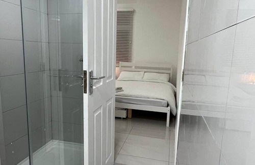 Camden Town Apartment | Elegant and Stylish 2BD/2BA Flat near King’s Cross