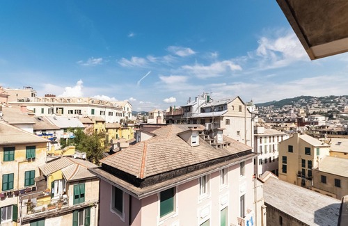 Genoa Historical Centre Apartment | Elegant Apartment 5 Minutes from Downtown + City View