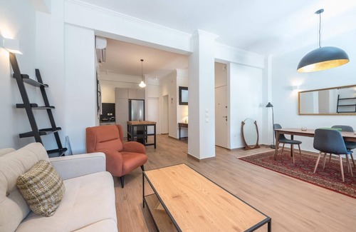 Ano Patisia Apartment | Elegant apartment in the heart of Exarchia