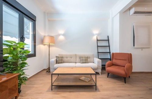Ano Patisia Apartment | Elegant apartment in the heart of Exarchia