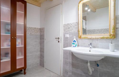 Taranto Apartment | Elegant Apartment in the Heart of Taranto w WiFi