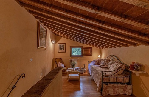 Sassetta Apartment | Elegant apartment surrounded by nature with swimming pool