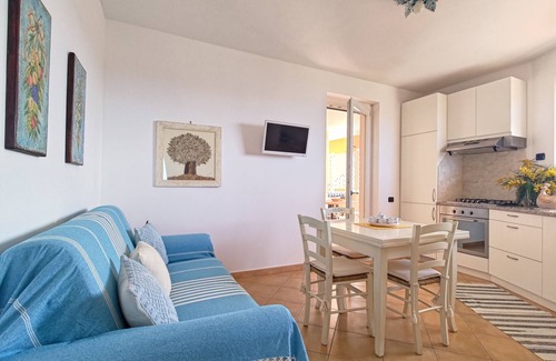 Nebida Apartment | Elegant apartment with sea view