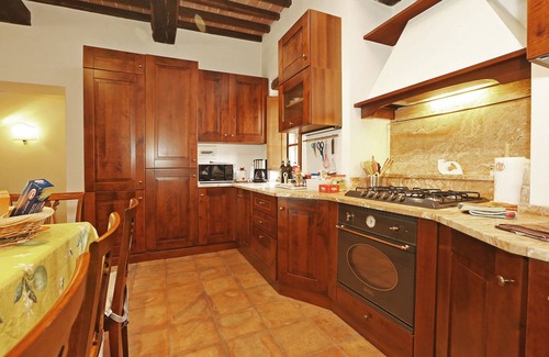 Bucine Villa | Elegant Chianti Classico Villa with Stunning Views + Starlink