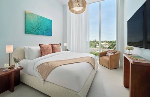 17th Street Causeway Hotel | Elegant Coastal Room w/Plush Comfort + Stunning Marina Setting for Relaxation