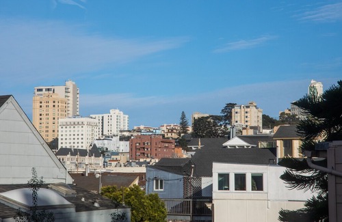 Cow Hollow Apartment | Elegant Cow Hollow/Pacific Heights Work/Live Flat