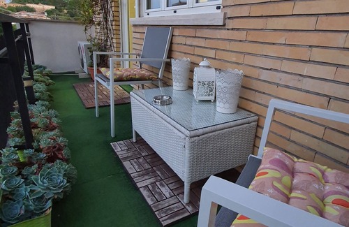 Quartiere XIII Aurelio Condo | Elegant Double Room with Balcony and Dome View