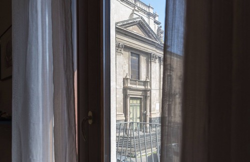 Old Town Apartment | [+Elegant downtown apartment with ETNA+ view].