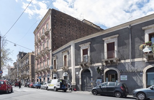 Old Town Apartment | [+Elegant downtown apartment with ETNA+ view].