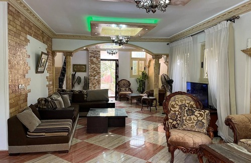 New Burj al-'Arab City Villa | Elegant Villa with Private Pool