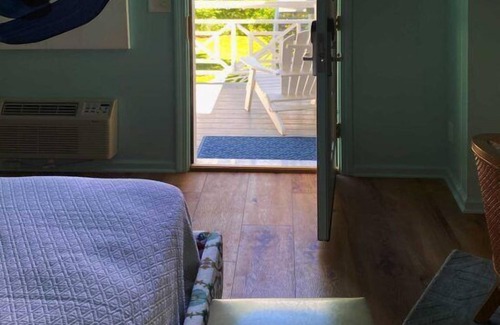 Lenox Bed & Breakfast | "Elegant Emily Dickinson Junior Suite with King Bed & Fireplace