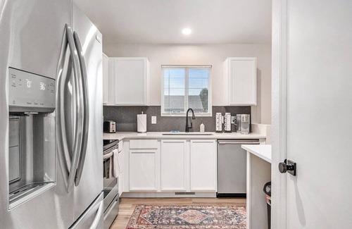 Millard House | Elegant Escape-Fenced Yard, BBQ & Cozy Fire Pit!