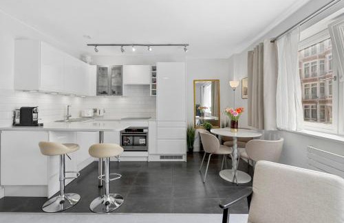 Knightsbridge Apartment | Elegant flat Opposite Harrods,Prime Knightsbridge